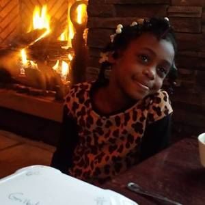 Meet your Posher, Candice